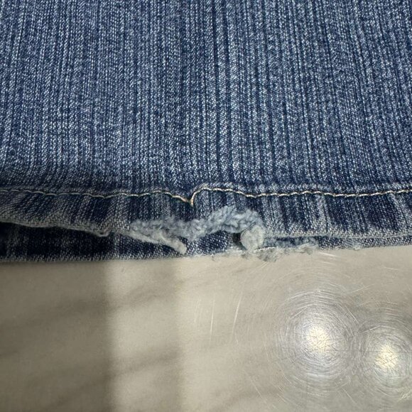 Gloria Vanderbilt Blue Jeans Denim High Rise Sz 12 Straight Leg Pre Washed Look - Picture 15 of 16